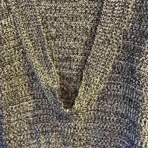 Charlotte Russe Sweater - Picture 3 of 6